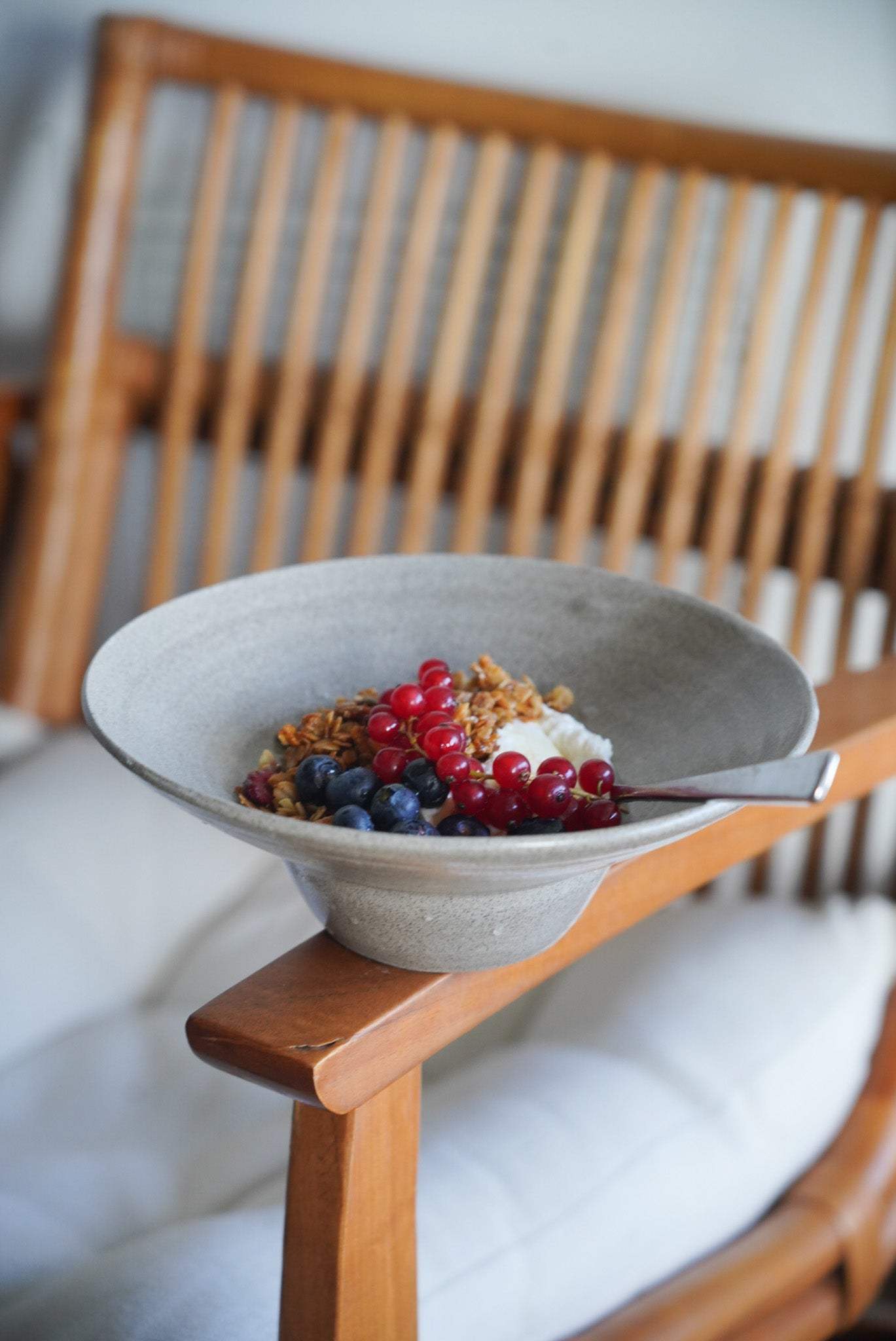 Concrete Stoneware Straw Hat Plates