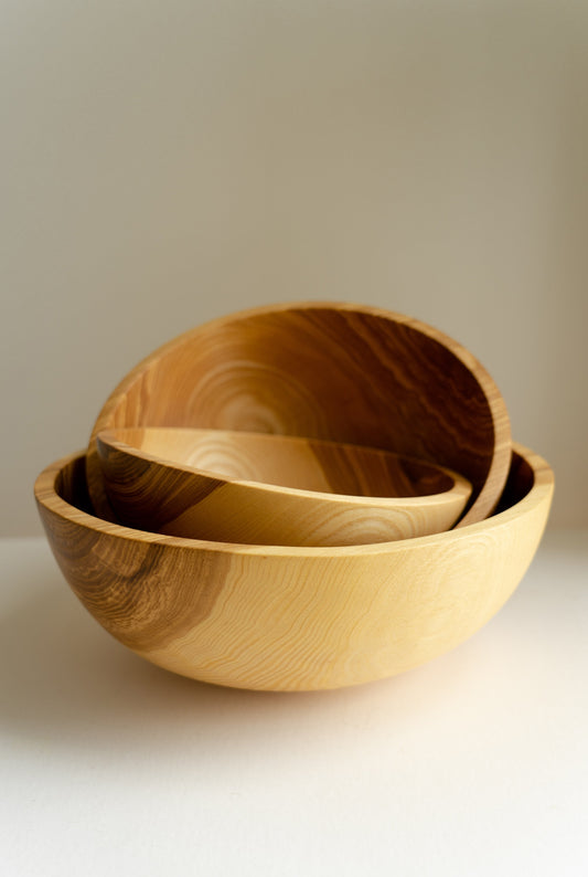 Hand-Carved Ashwood Nesting Bowl Set